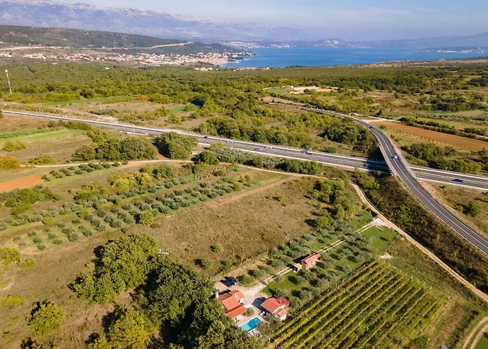 Дом отдыха Fairy Of Velebit Unique Countryside House