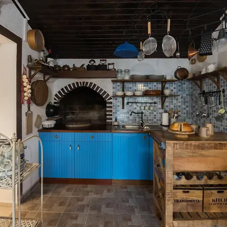 Dom wakacyjny Fairy Of Velebit Unique Countryside House Posedarje